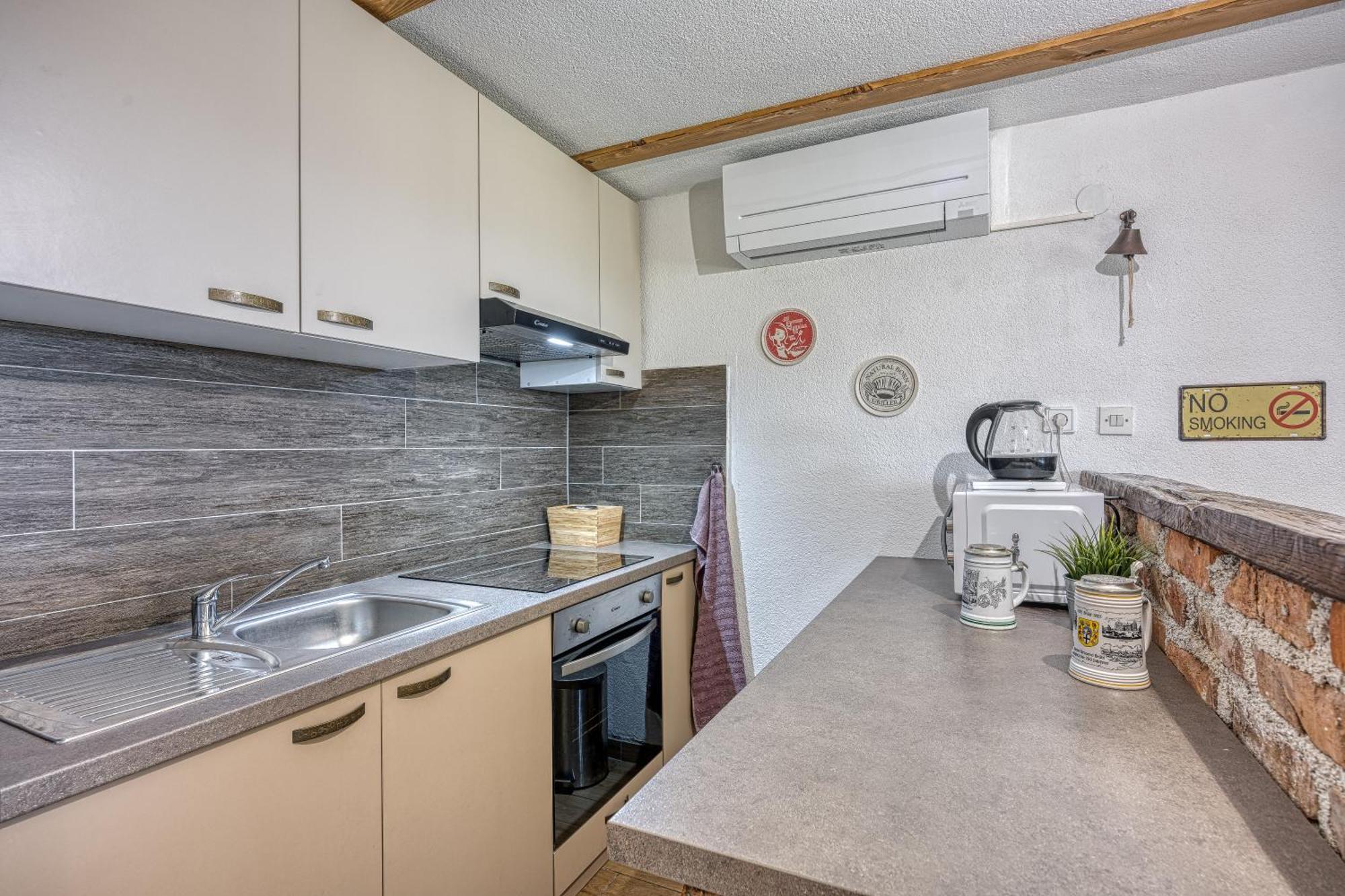 Holiday Home Primus Ястребарско Экстерьер фото